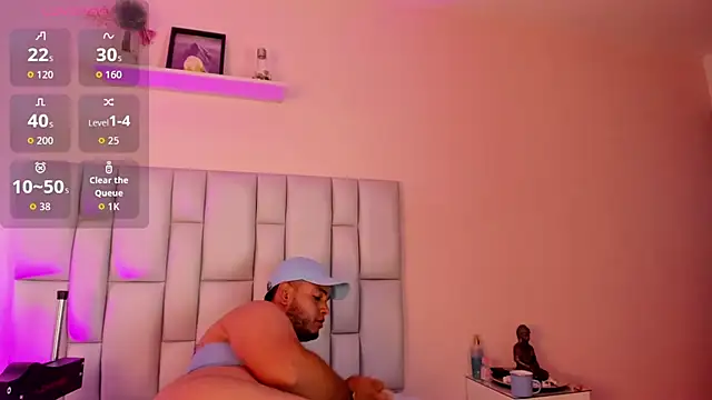 Snapshot of jay_kross1 chatting on February 7, 9:01 pm jay kross1 online show from February 7, 9:01 pm