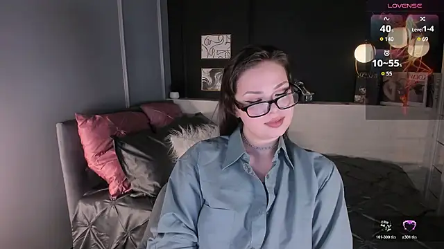 Maykinkya online show from March 21, 1:59 pm