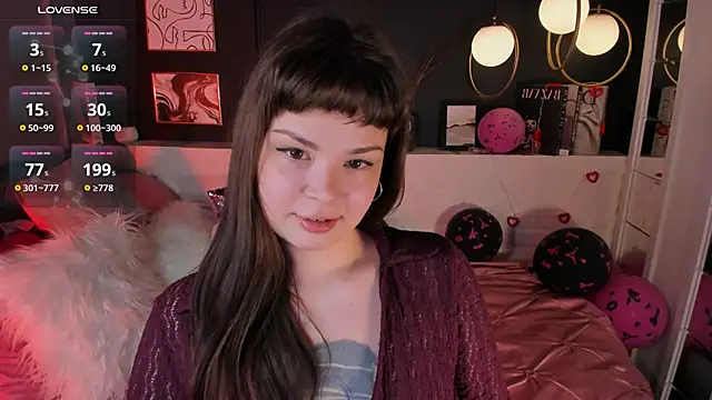 Snapshot of Maykinkya chatting on February 18, 2:24 pm Maykinkya online show from February 18, 2:24 pm