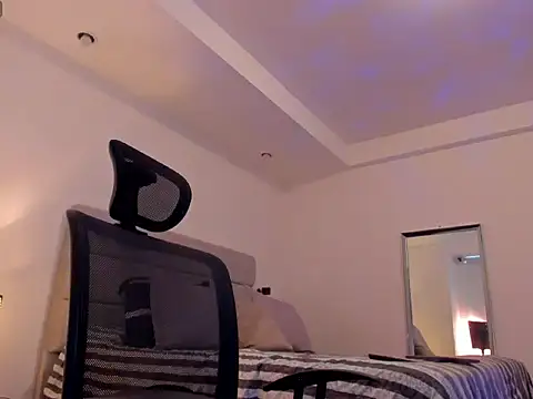 chris morgan7 online show from March 21, 9:19 pm