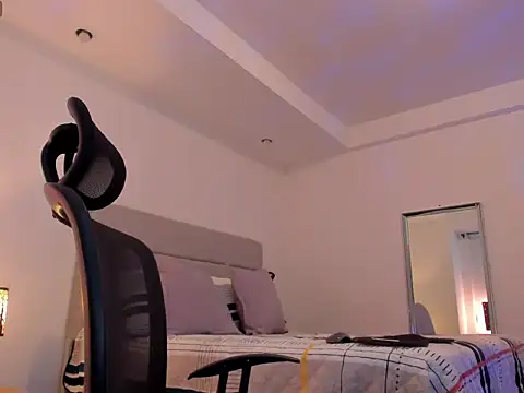 chris morgan7 online show from February 11, 11:15 pm