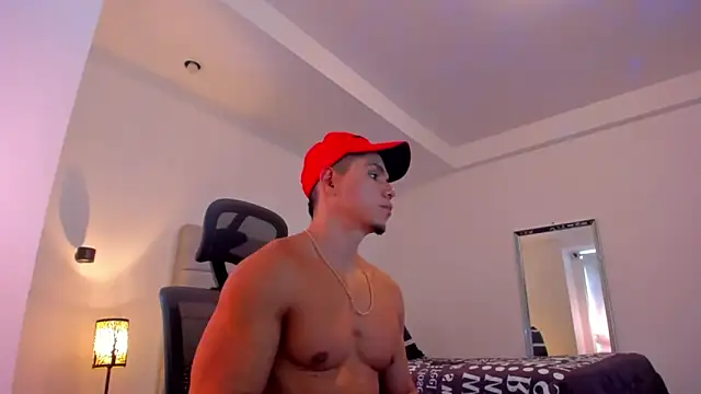 Snapshot of chris_morgan7 chatting on June 16, 2:17 pm chris morgan7 online show from June 16, 2:17 pm