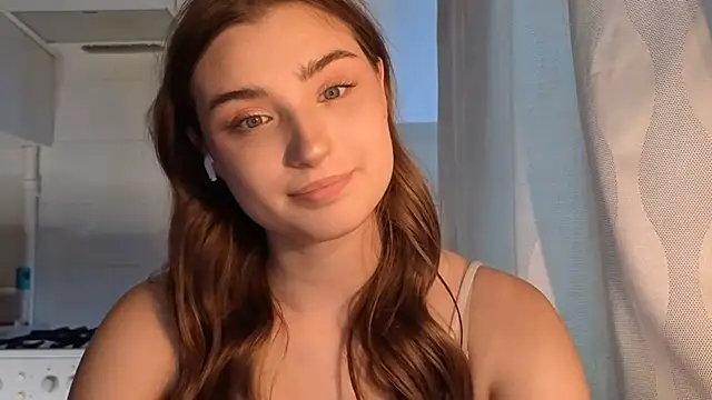 LissaBliss online show from May 28, 2:23 pm