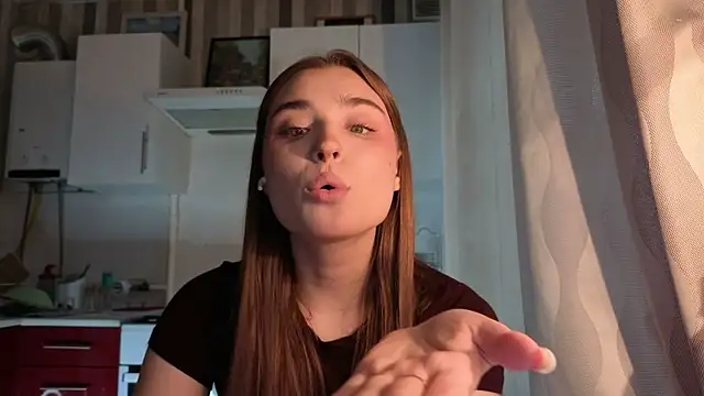 LissaBliss online show from May 7, 2:09 pm
