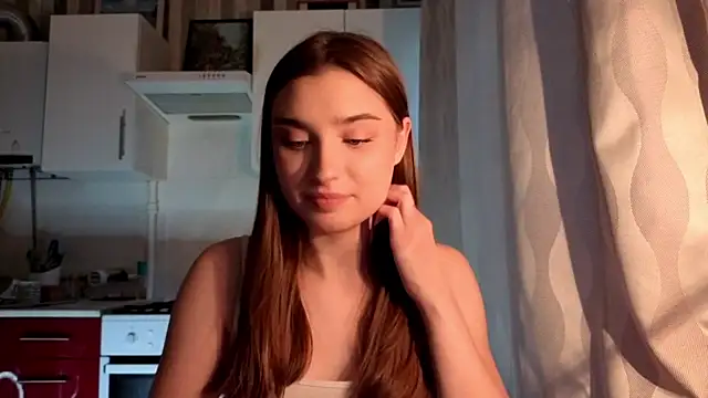 LissaBliss online show from April 28, 4:00 pm