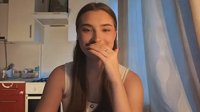 LissaBliss online show from June 10, 2:40 pm