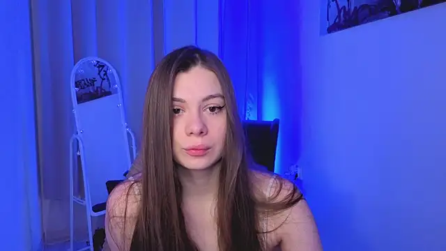 SiennaSayss online show from April 3, 5:36 am