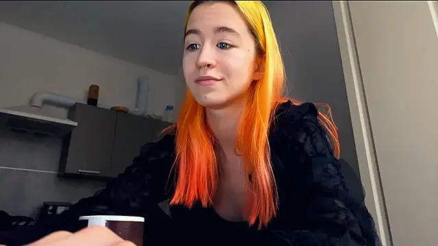 EmilyHein online show from March 1, 5:18 am