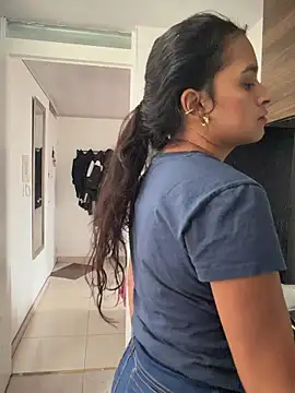 LunaHeat online show from March 6, 3:07 pm