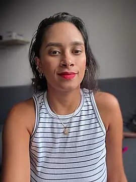 Snapshot of LunaHeat chatting on February 7, 9:12 pm LunaHeat online show from February 7, 9:12 pm