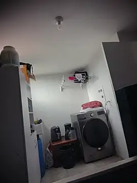 Snapshot of LunaHeat chatting on February 23, 5:35 pm LunaHeat online show from February 23, 5:35 pm