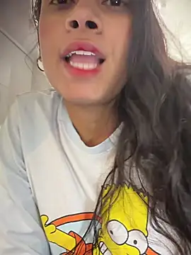 Snapshot of LunaHeat chatting on February 18, 5:42 pm LunaHeat online show from February 18, 5:42 pm