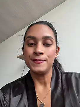 LunaHeat online show from May 21, 3:09 pm