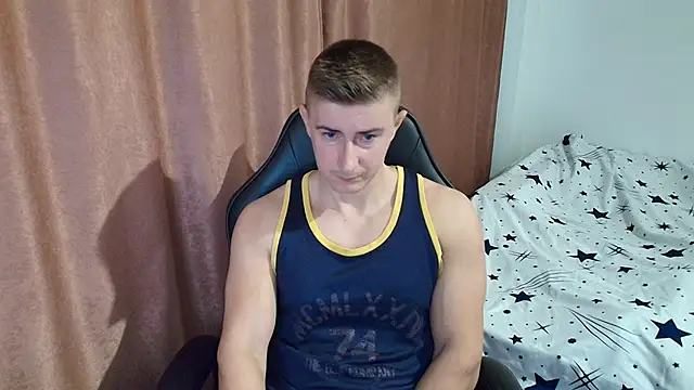 Snapshot of TodMusclePower9 chatting on March 2, 5:19 am TodMusclePower9 online show from March 2, 5:19 am