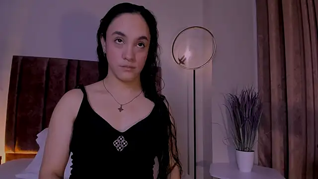 Snapshot of CelesteQueeen chatting on July 8, 12:17 pm CelesteQueeen online show from July 8, 12:17 pm