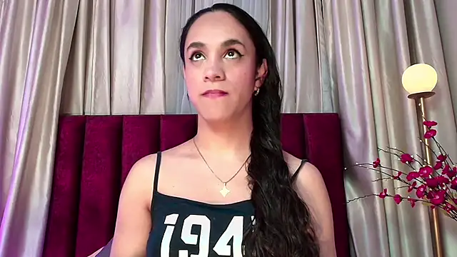 Snapshot of CelesteQueeen chatting on February 13, 12:05 pm CelesteQueeen online show from February 13, 12:05 pm