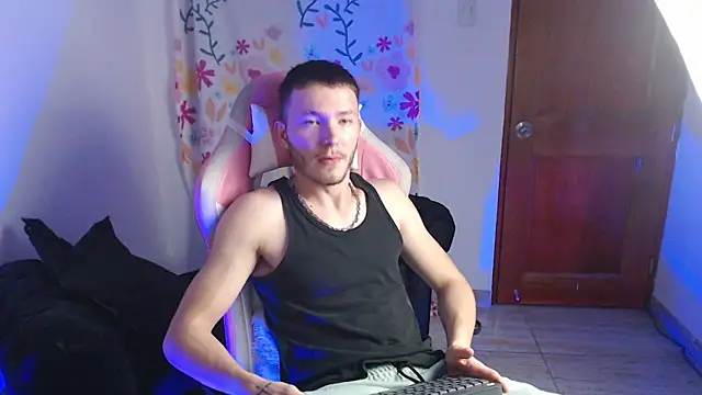 Ariana Esteban07 online show from March 1, 1:27 am