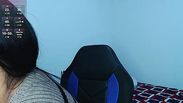 Snapshot of emily-rousee- chatting on February 9, 12:14 pm emily-rousee- online show from February 9, 12:14 pm