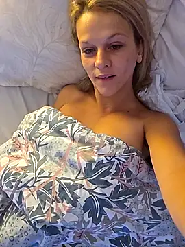 Couple-Kiwii-Orchidee-Boy online show from June 2, 5:07 am