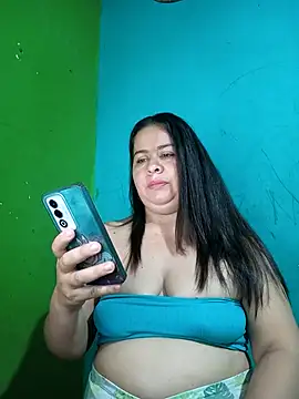 Snapshot of Diana_006 chatting on February 25, 1:11 pm Diana 006 online show from February 25, 1:11 pm