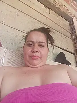 Snapshot of Diana_006 chatting on February 27, 7:03 pm Diana 006 online show from February 27, 7:03 pm