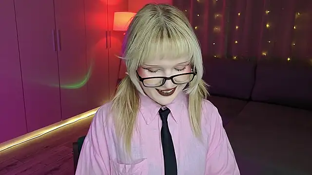 Mary Piersen online show from March 6, 12:49 am