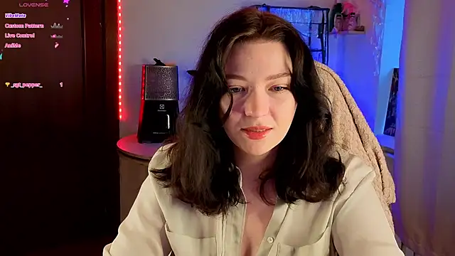 Doll lira online show from February 11, 2:28 pm