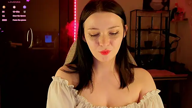 Doll lira online show from February 17, 9:56 pm