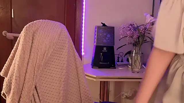 Doll lira online show from February 7, 11:24 pm