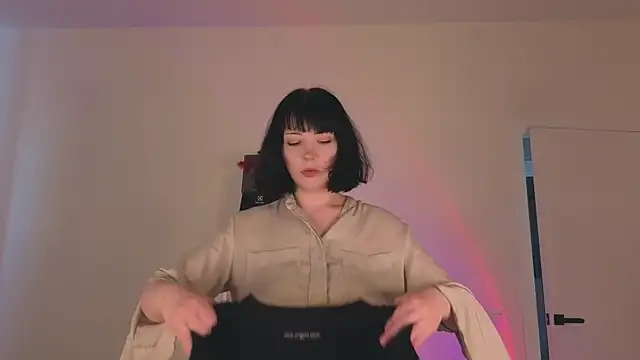 Doll lira online show from June 4, 1:27 pm