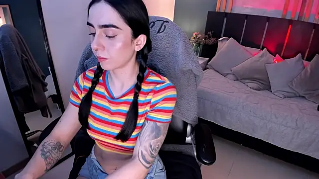 Snapshot of Luna_tagliaferri chatting on July 15, 8:16 pm Luna tagliaferri online show from July 15, 8:16 pm