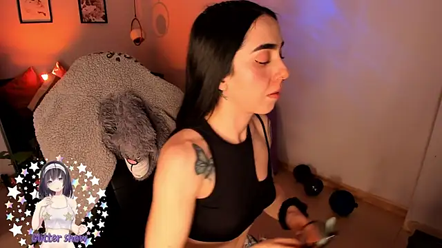 Snapshot of Luna_tagliaferri chatting on April 21, 9:21 pm Luna tagliaferri online show from April 21, 9:21 pm