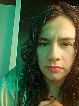  ChloeRed online show from April 18, 2:52 pm