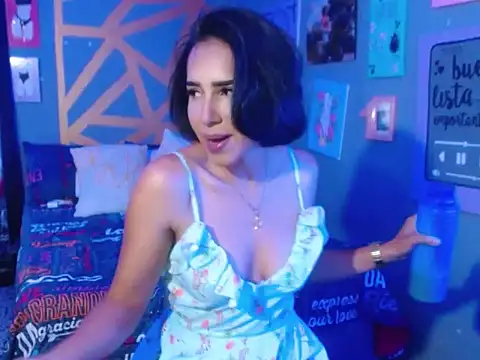 Evelyn lovers  online show from March 25, 12:33 am