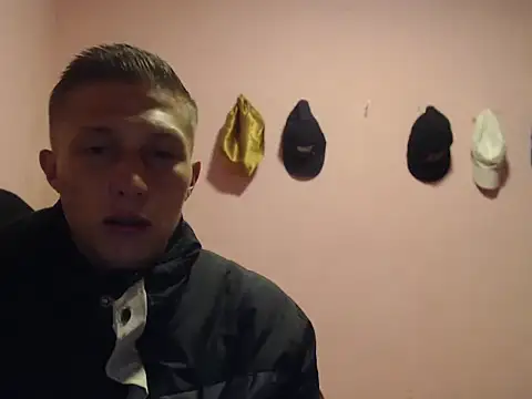 Snapshot of Cronos_Hot_8 chatting on February 25, 1:55 pm Cronos Hot 8 online show from February 25, 1:55 pm