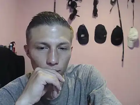 Snapshot of Cronos_Hot_8 chatting on March 2, 2:02 pm Cronos Hot 8 online show from March 2, 2:02 pm