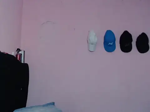 Snapshot of Cronos_Hot_8 chatting on February 13, 12:38 pm Cronos Hot 8 online show from February 13, 12:38 pm