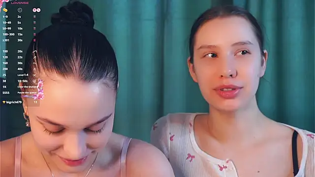 ZofiaSoshnik online show from April 1, 6:37 am