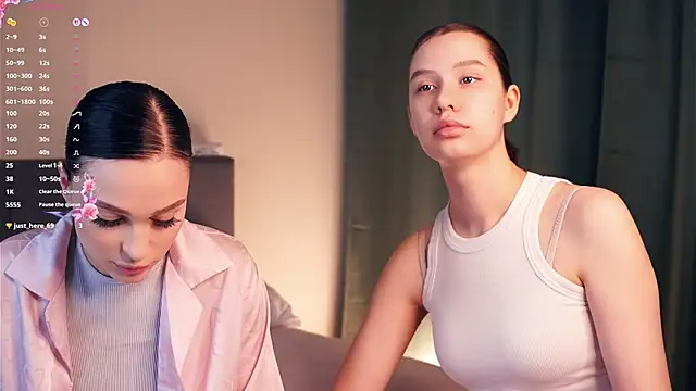 ZofiaSoshnik online show from February 12, 6:57 am