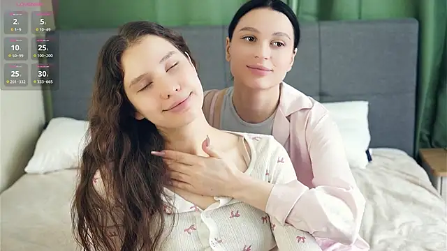 ZofiaSoshnik online show from February 19, 8:22 am