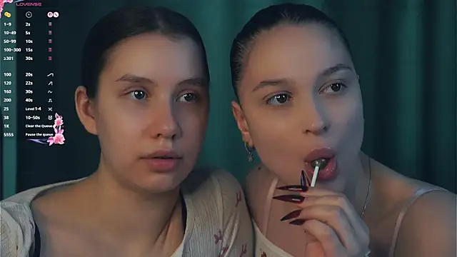 ZofiaSoshnik online show from April 2, 7:59 am