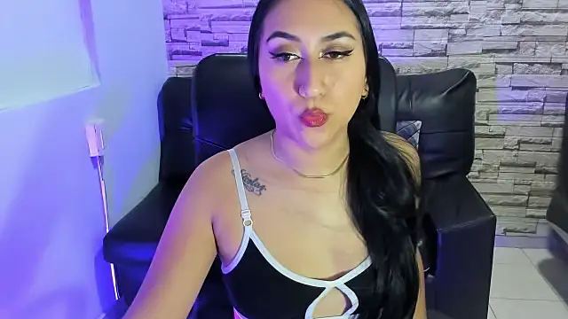 paula ross  online show from March 19, 11:49 pm