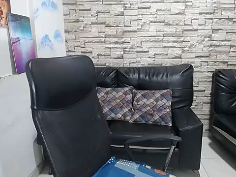 paula ross  online show from February 26, 11:16 pm