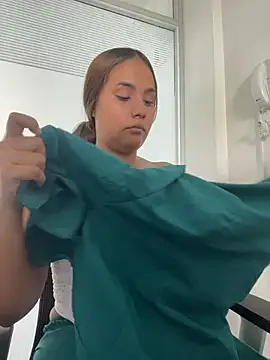 Noa Harper- online show from February 28, 9:14 pm