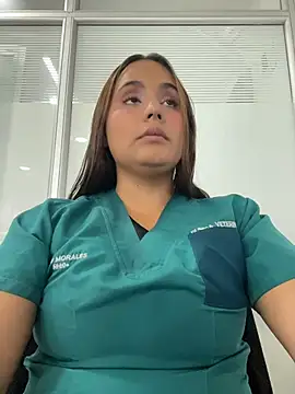 Noa Harper- online show from April 5, 9:10 pm