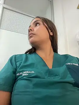 Noa Harper- online show from April 1, 9:45 pm