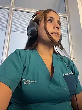 Noa Harper- online show from February 26, 10:10 pm