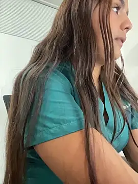 Noa Harper- online show from May 2, 9:31 pm
