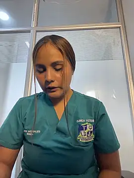 Noa Harper- online show from February 16, 8:40 pm