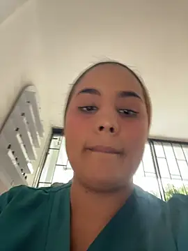 Noa Harper- online show from April 8, 9:38 pm